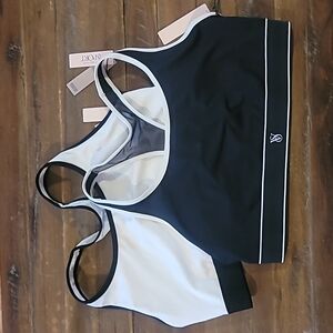 ***NWT*** Victoria's Secret Medium Support Sports Bra